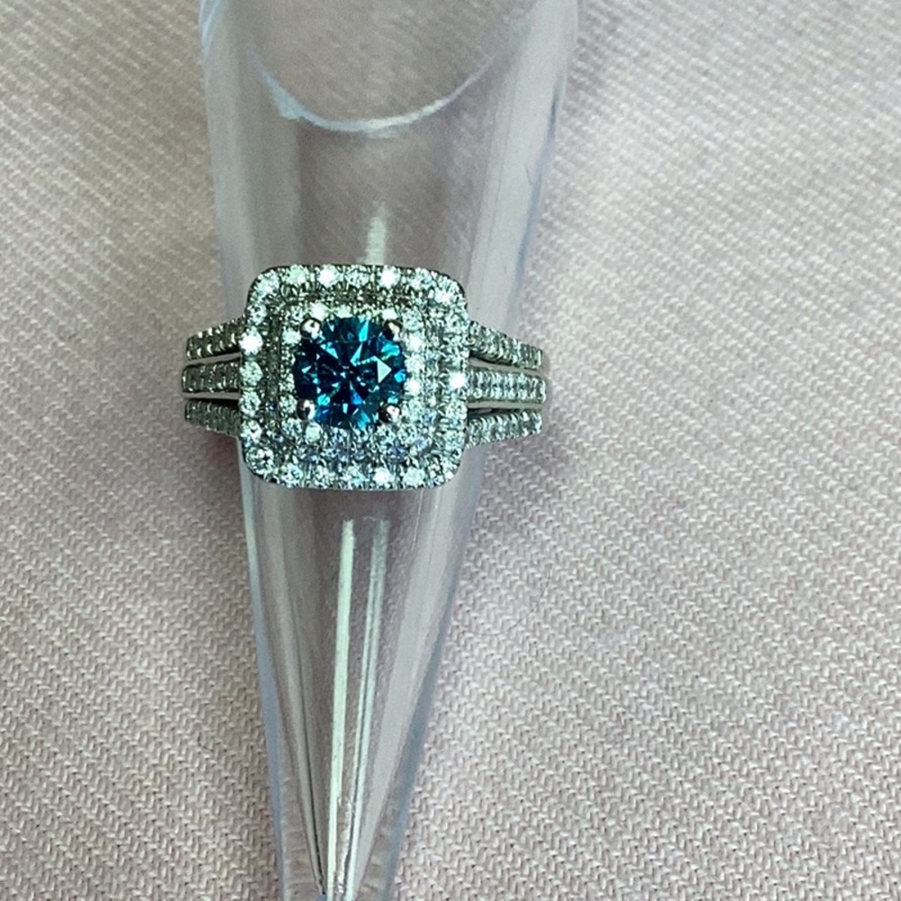 FINAL SALE PRICE Quality 14K WG Blue Diamond Ring Size 7